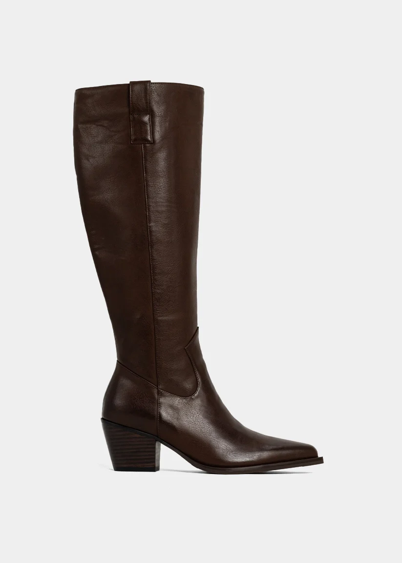 NEW IN BOOTS